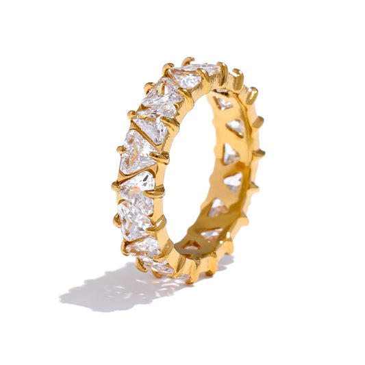 Amara Ring